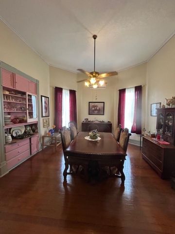 317 E Grand Street, Whitewright, TX 75491