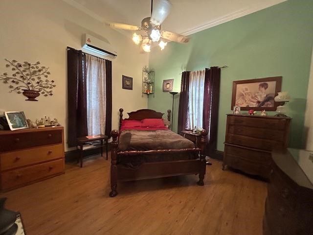 317 E Grand Street, Whitewright, TX 75491