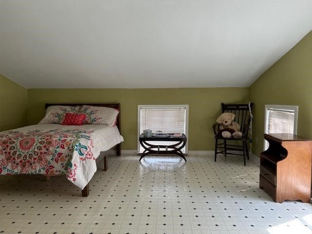 317 E Grand Street, Whitewright, TX 75491