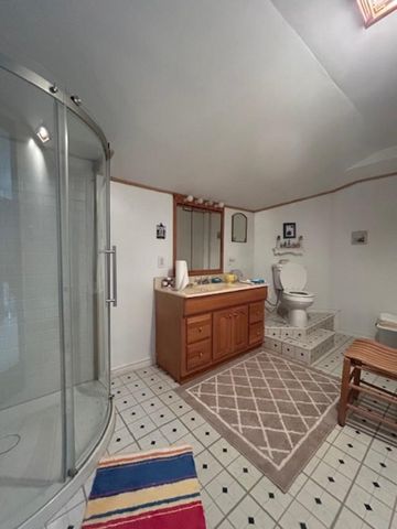 317 E Grand Street, Whitewright, TX 75491