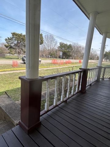 317 E Grand Street, Whitewright, TX 75491