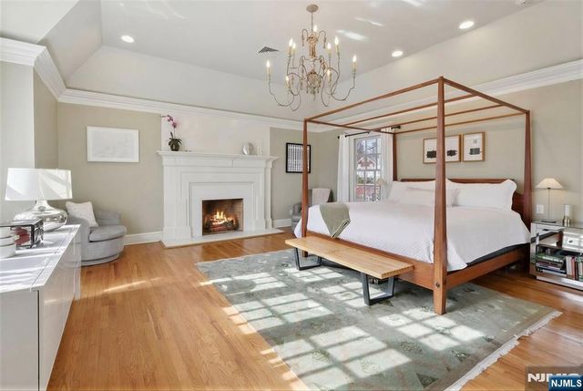 326 West End Avenue, Ridgewood, NJ 07450