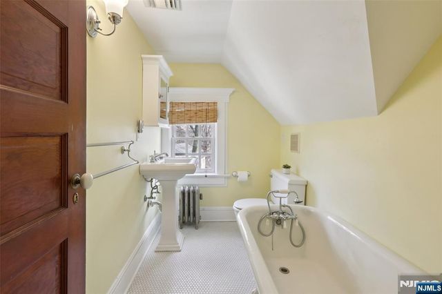 326 West End Avenue, Ridgewood, NJ 07450