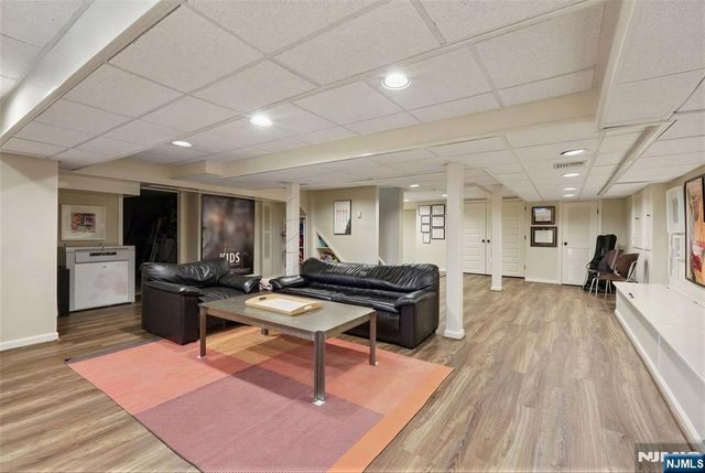 326 West End Avenue, Ridgewood, NJ 07450