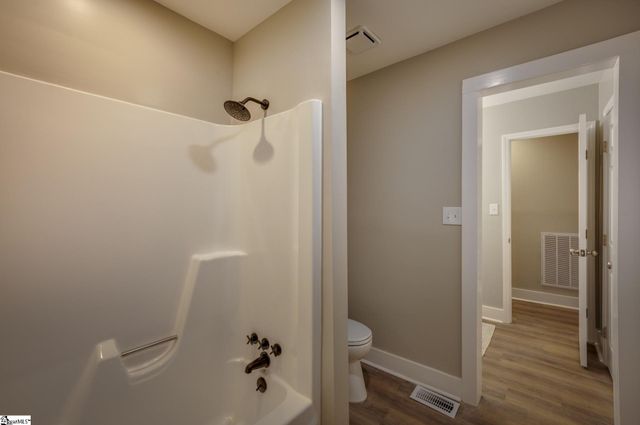 17 Riverview Circle, Greenville, SC 29611