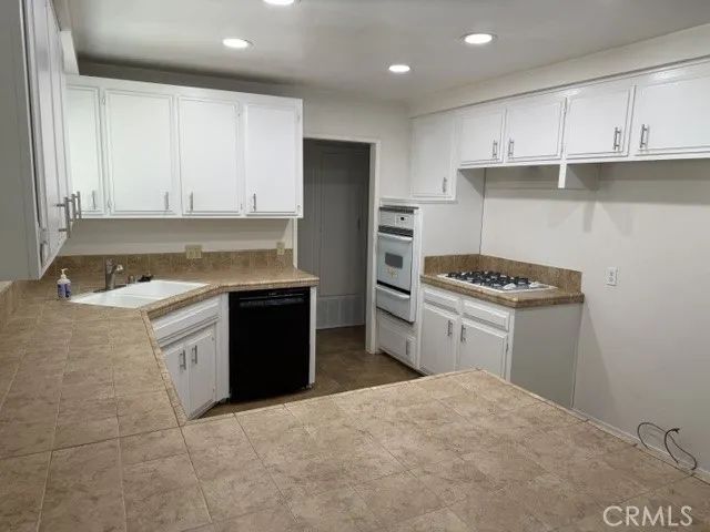 780 Shellie Lane, Hemet, CA 92543