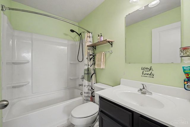 156 Wooded Ridge Drive, Amelia, OH 45102