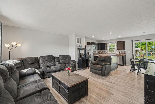 156 Wooded Ridge Drive, Amelia, OH 45102