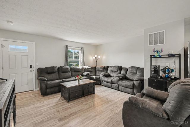 156 Wooded Ridge Drive, Amelia, OH 45102