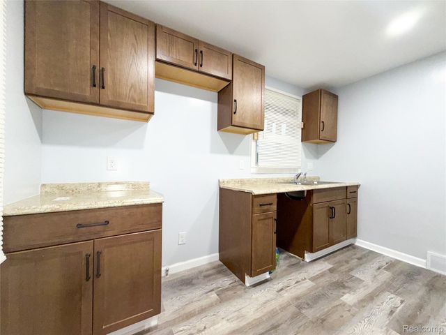 17240 Hoover Street, Detroit, MI 48205