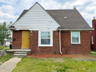 17240 Hoover Street, Detroit, MI 48205