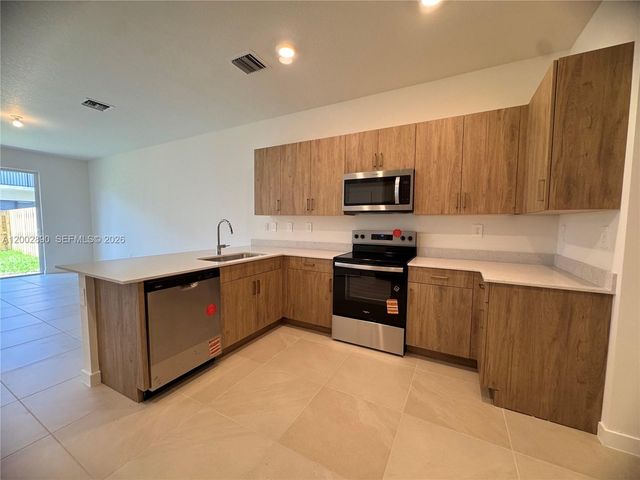 178 NE 14th Avenue, Homestead, FL 33033