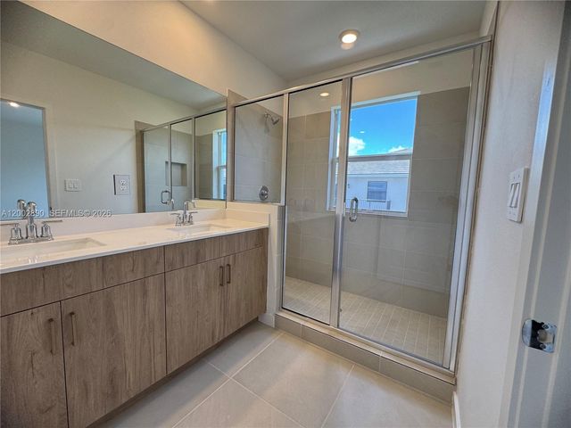 178 NE 14th Avenue, Homestead, FL 33033