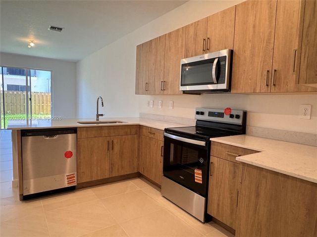 178 NE 14th Avenue, Homestead, FL 33033