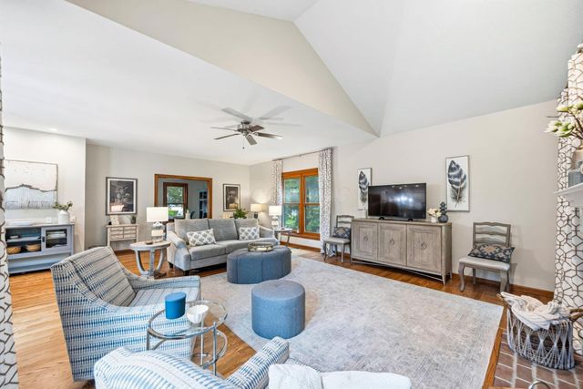 3254 Harbor Drive, Lewis Center, OH 43035