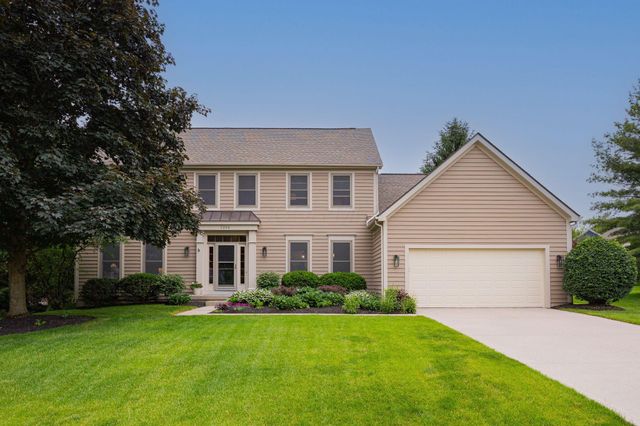 3254 Harbor Drive, Lewis Center, OH 43035