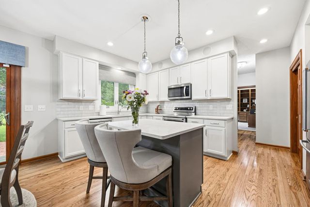 3254 Harbor Drive, Lewis Center, OH 43035