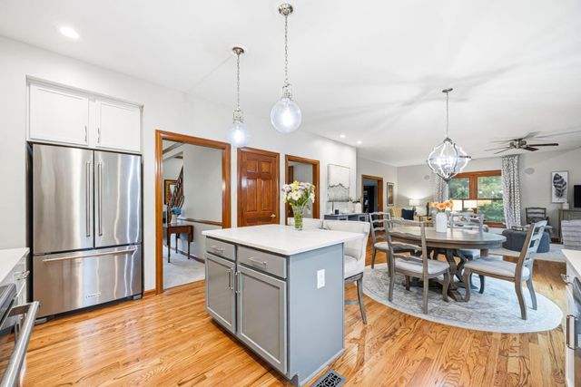 3254 Harbor Drive, Lewis Center, OH 43035