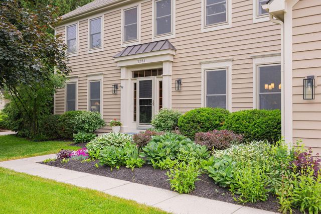3254 Harbor Drive, Lewis Center, OH 43035