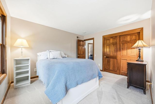 3254 Harbor Drive, Lewis Center, OH 43035