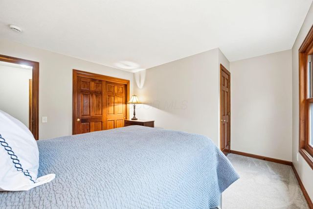 3254 Harbor Drive, Lewis Center, OH 43035