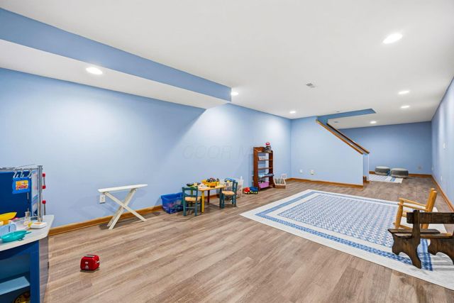 3254 Harbor Drive, Lewis Center, OH 43035