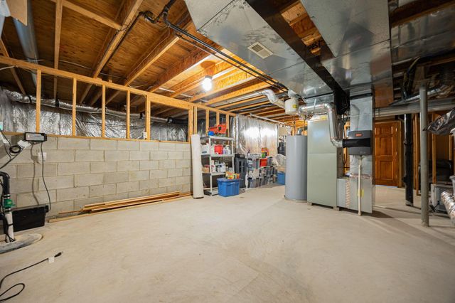 3254 Harbor Drive, Lewis Center, OH 43035