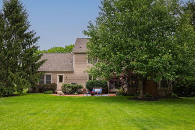3254 Harbor Drive, Lewis Center, OH 43035