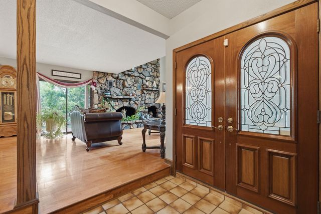 3 W Timothy Dr, Goddard, KS 67052