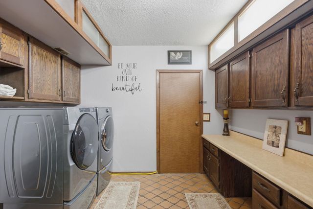 3 W Timothy Dr, Goddard, KS 67052