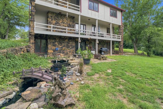 3 W Timothy Dr, Goddard, KS 67052