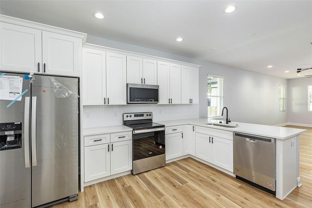 113 W ELM STREET, Tampa, FL 33604