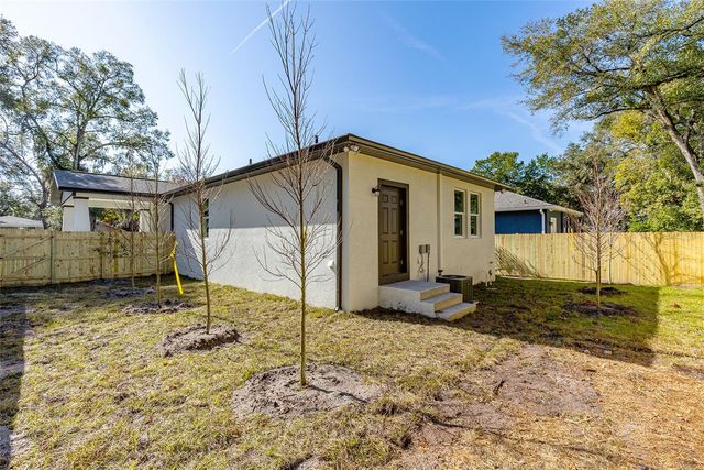 113 W ELM STREET, Tampa, FL 33604