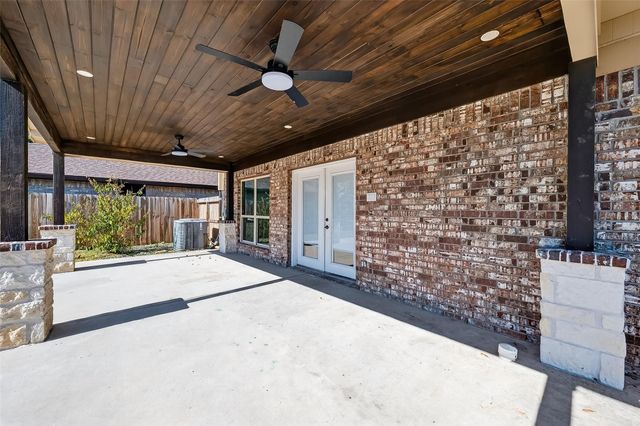 17634 Huntersglen Circle, Humble, TX 77396