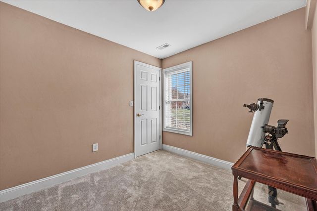 1607 Innsbrooke DR, Salem, VA 24153