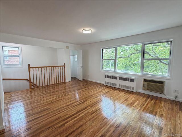 154-27 Horace Harding Expressway, Flushing, NY 11367