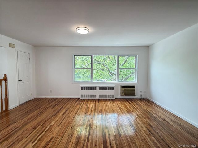 154-27 Horace Harding Expressway, Flushing, NY 11367