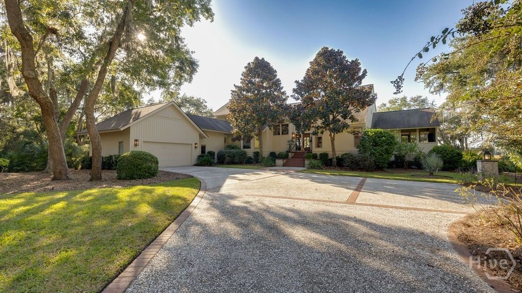 Image 1 of property listing at 47 Cotton Crossing W, Savannah, GA 31411