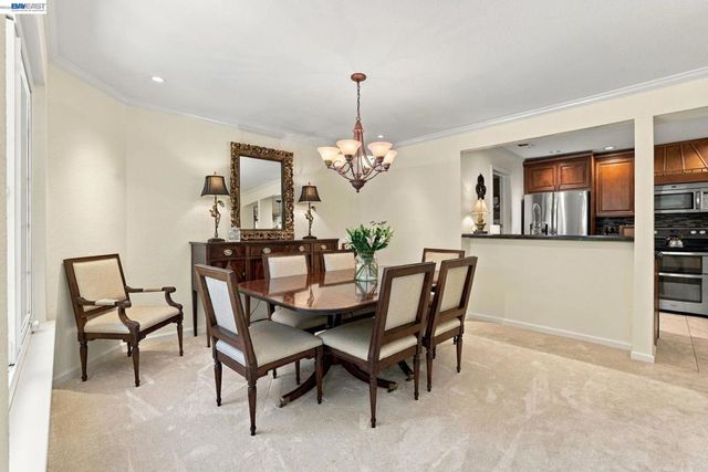 1125 Shady Creek Pl, Danville, CA 94526