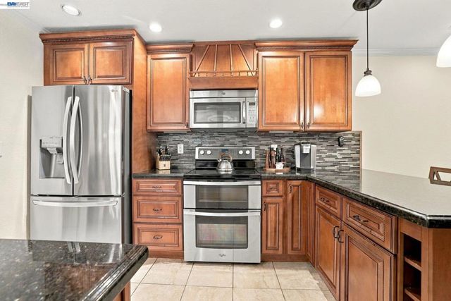 1125 Shady Creek Pl, Danville, CA 94526