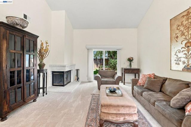 1125 Shady Creek Pl, Danville, CA 94526