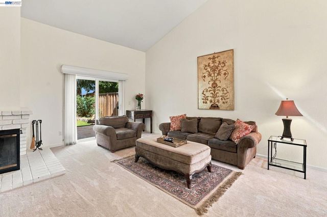 1125 Shady Creek Pl, Danville, CA 94526