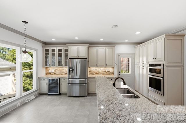 7130 Prescott Pond Lane, Charlotte, NC 28270