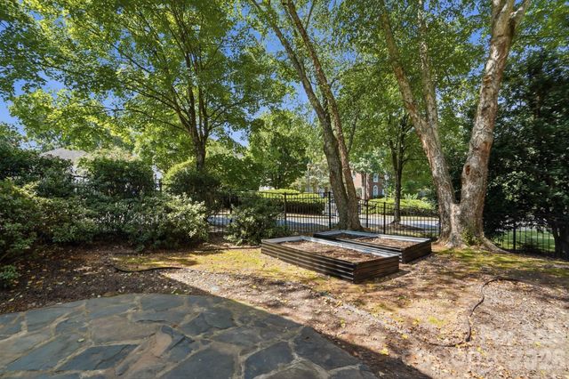 7130 Prescott Pond Lane, Charlotte, NC 28270