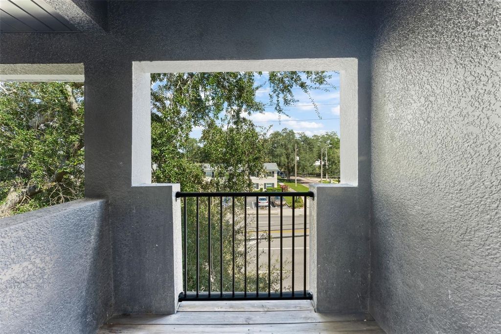 Image 40 of property listing at 136 S BUMBY AVENUE 2, Orlando, FL 32803