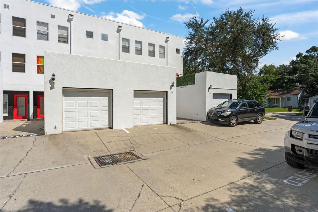 Image 47 of property listing at 136 S BUMBY AVENUE 2, Orlando, FL 32803