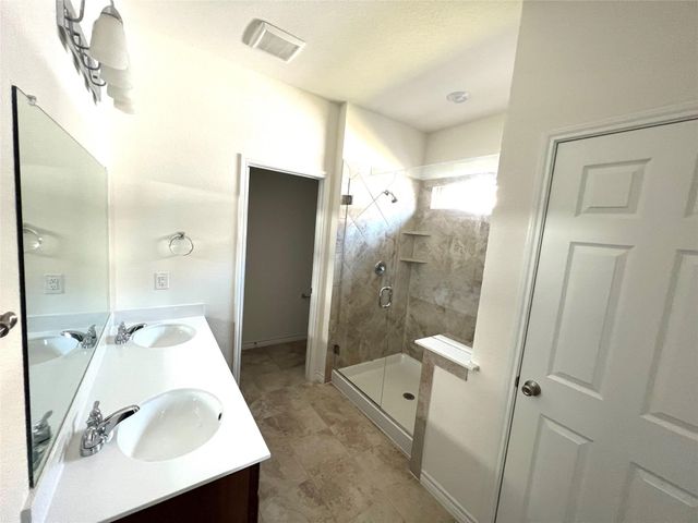 1012 West Drive, Aubrey, TX 76227