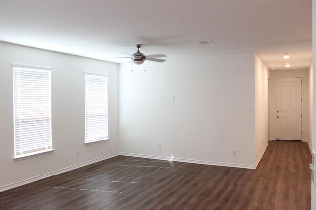 1012 West Drive, Aubrey, TX 76227