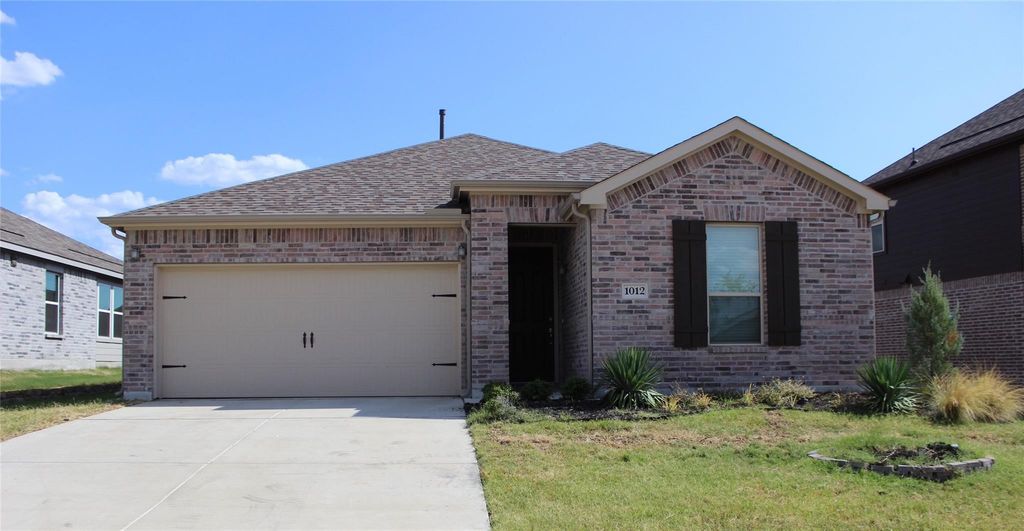 1012 West Drive, Aubrey, TX 76227