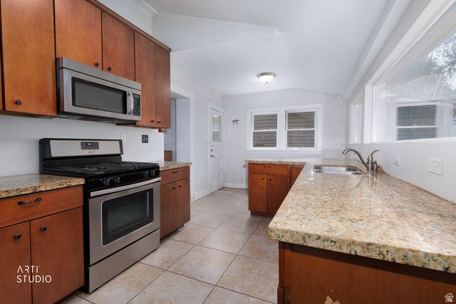 527 N 200 W, Salt Lake City, UT 84103